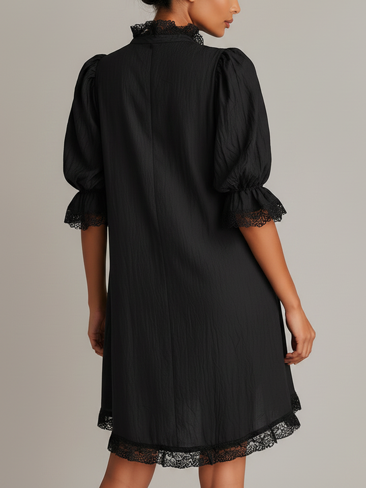Vestido Mini Bufante com Renda