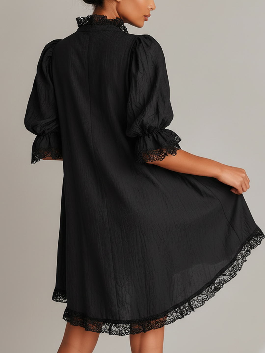 Vestido Mini Bufante com Renda