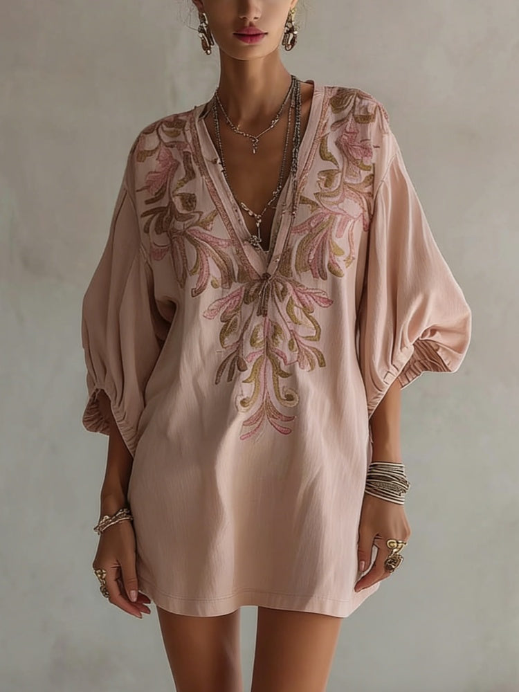 Geborduurde linnen mini-jurk