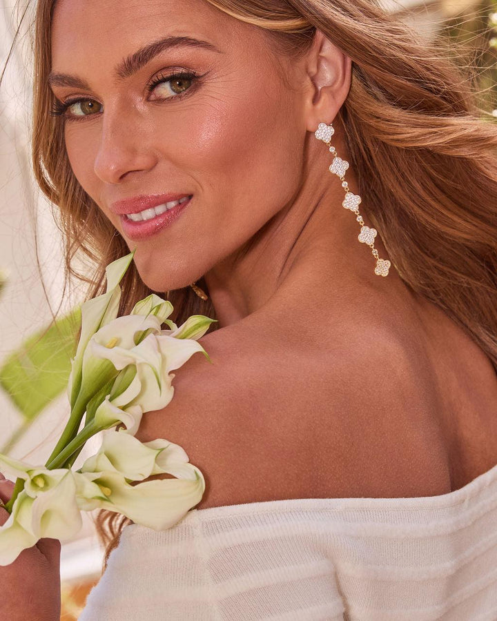 Silvia udsmykkede dråbeøreringe