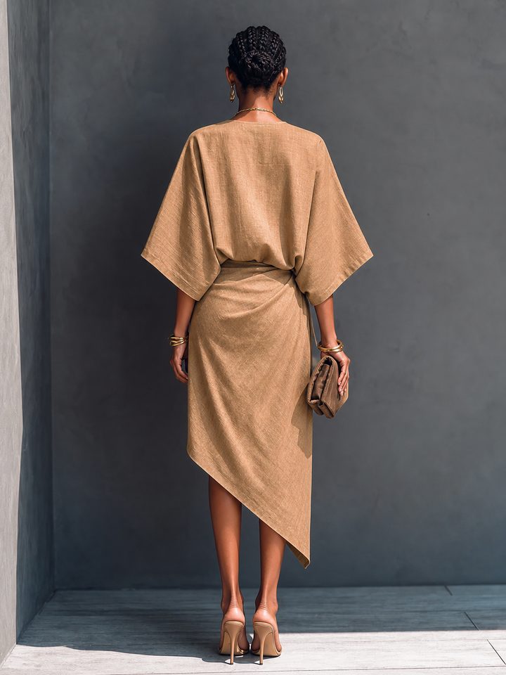 Rochie midi minimalistă, asimetrică, cu drapaj