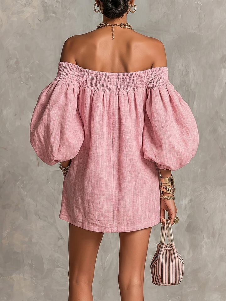Robe mini rose à épaules dénudées, manches lanterne et coupe évasée ample