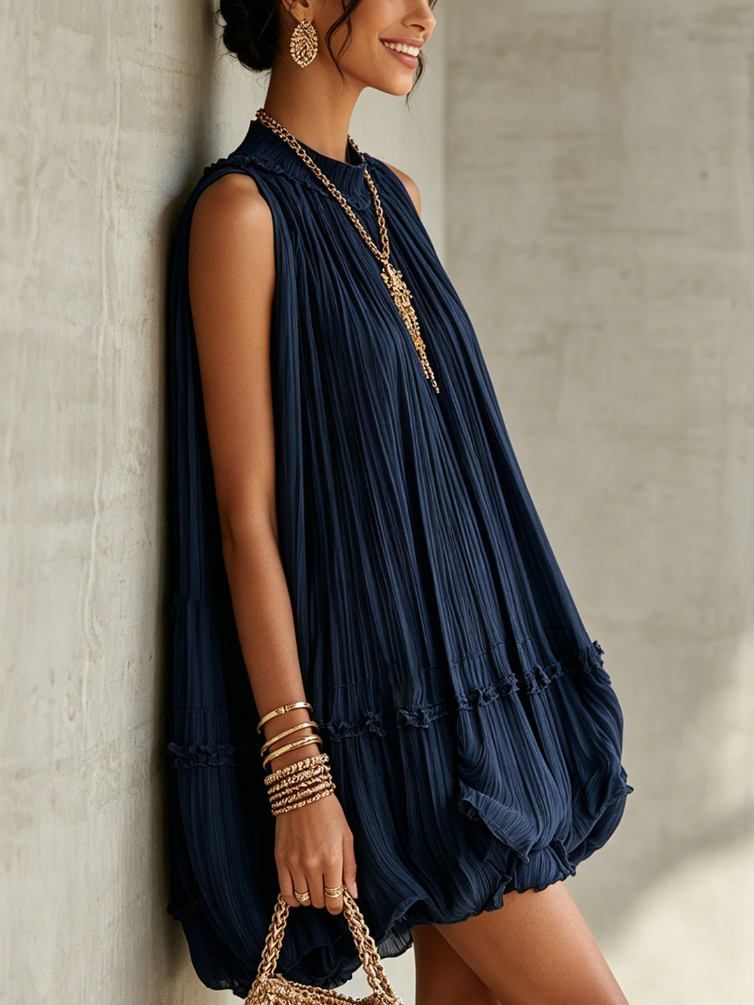 Halter-Neck Mini-Kleid aus Chiffon mit Rüschen und Bubble-Saum