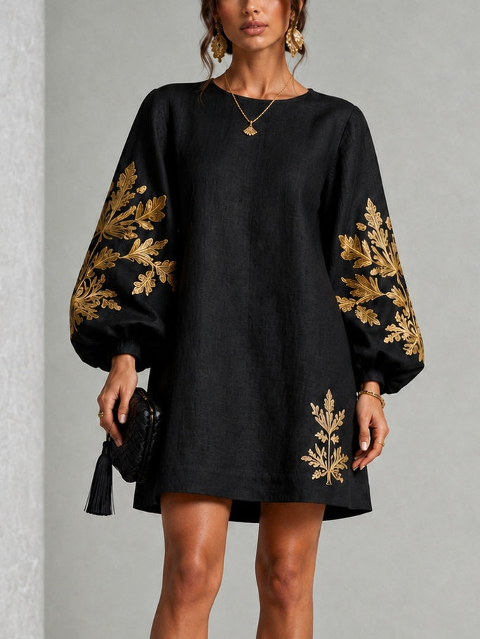Vestido corto tipo túnica con motivo ornamental y linterna