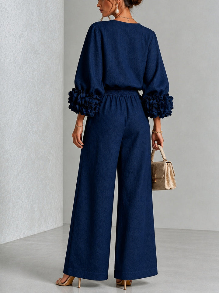 Set din pantaloni și manșetă florală sculpturală
