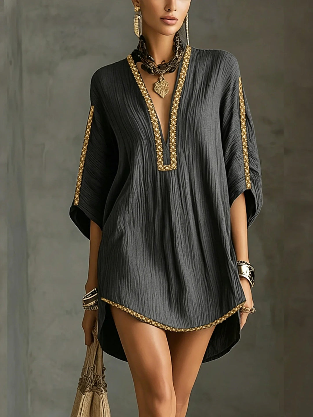 Vyšívané mini šaty kaftan